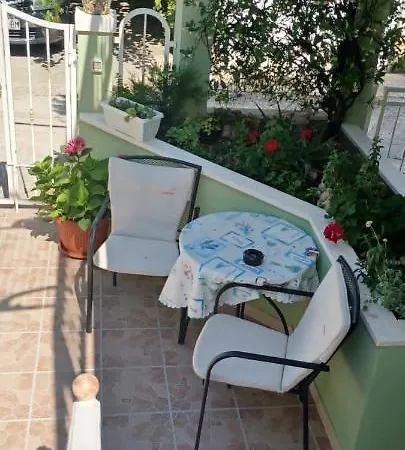 Διαμέρισμα Vanda *